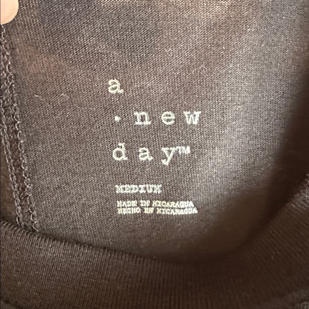 A New Day Black T-Shirt size M - Picture 4 of 4